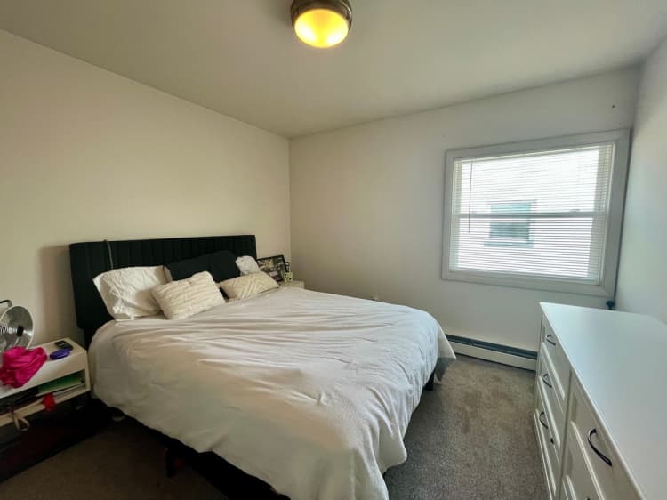 Milwaukee County apartments for rent - image - large (21).jpeg