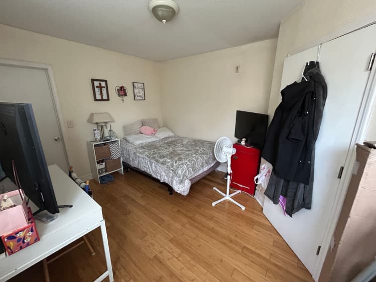 Milwaukee County apartments for rent - image - large (60).jpeg