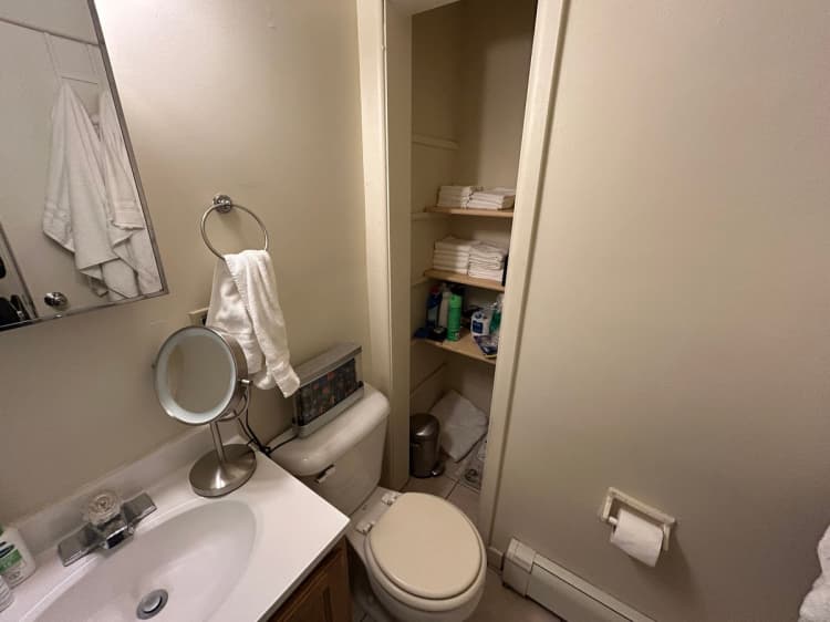 Milwaukee County apartments for rent - image - large (35).jpeg