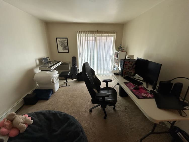 Milwaukee County apartments for rent - image - large (30).jpeg