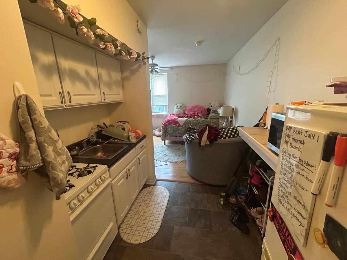 Milwaukee County apartments for rent - image - large (6).jpeg