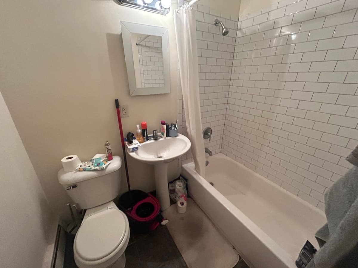 Milwaukee County apartments for rent - image - large (3).jpeg