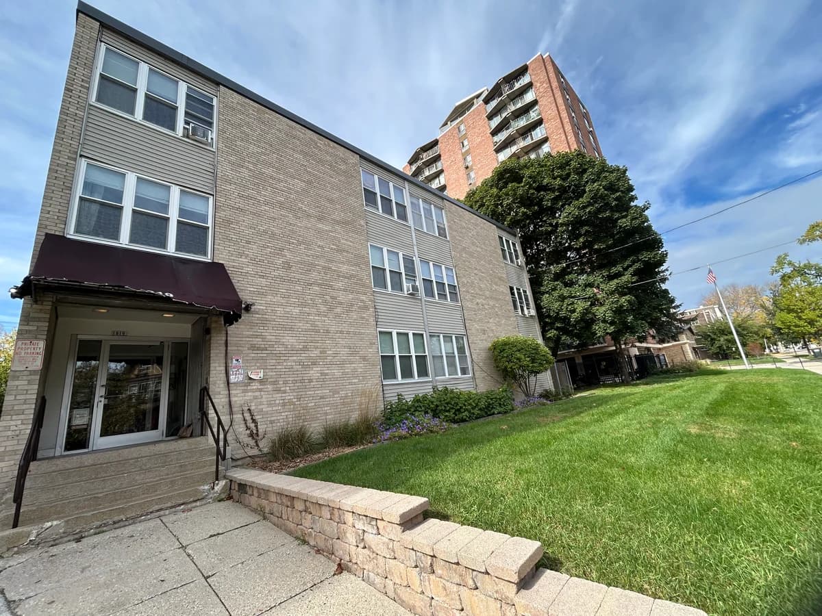 Milwaukee County apartments for rent - image - property-image-1793213101245.jpeg