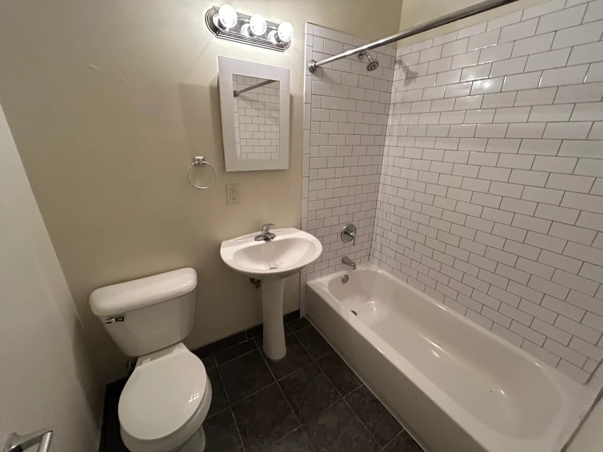 Milwaukee County apartments for rent - image - property-image-1793213106124.jpeg