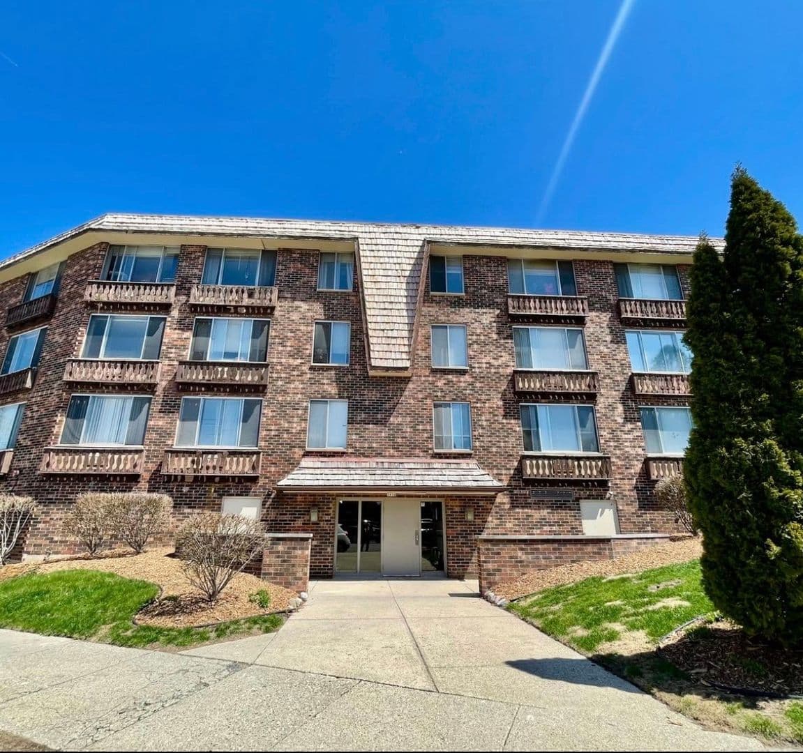 Milwaukee County apartments for rent - Property image - 2636 S Logan Ave - 3