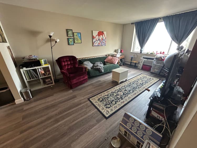Milwaukee County apartments for rent - image - large (16).jpeg