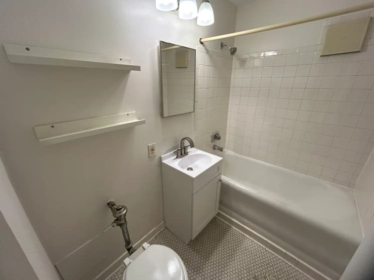 Milwaukee County apartments for rent - image - property-image-1793214349976.jpeg