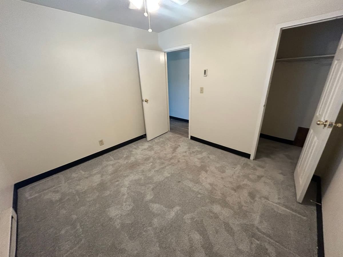 Milwaukee County apartments for rent - image - large - 2026-04-30T171716.712.jpeg