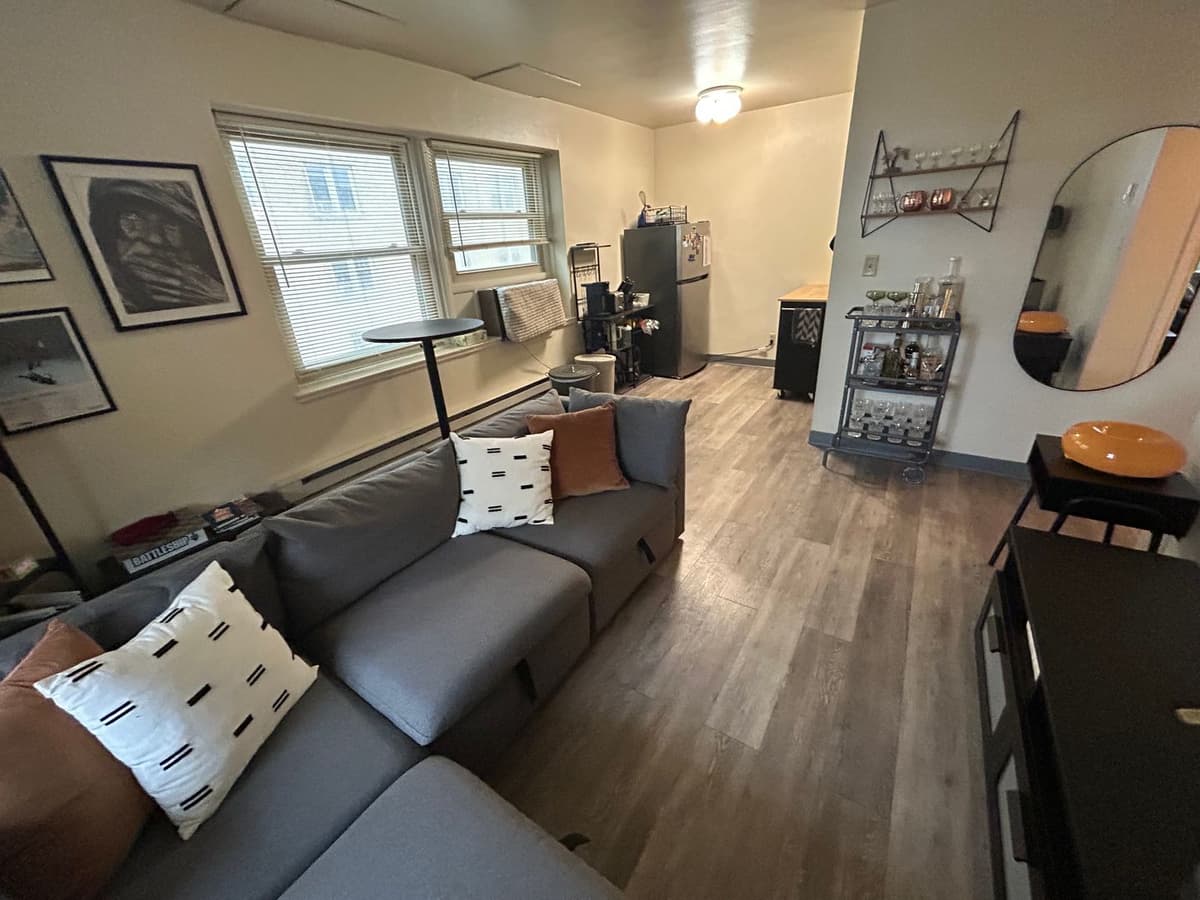 Milwaukee County apartments for rent - image - large (85).jpeg