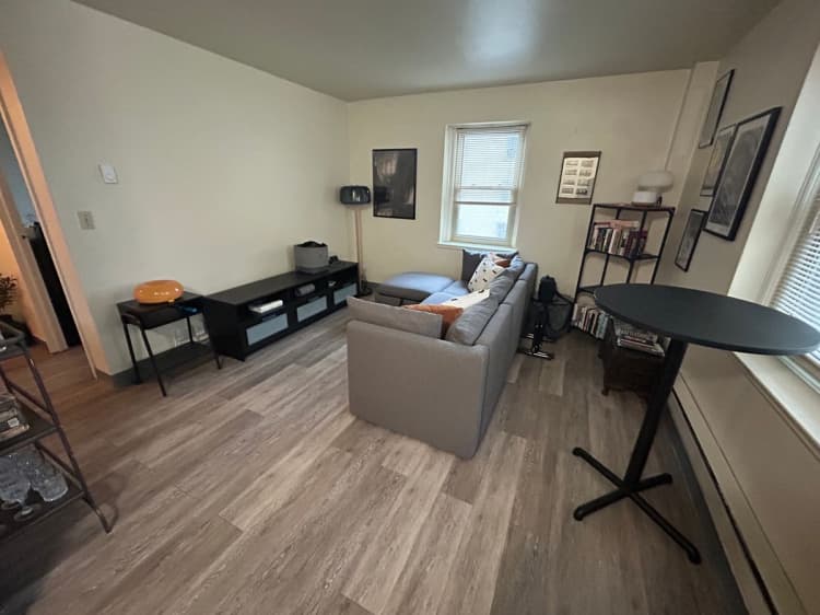 Milwaukee County apartments for rent - image - large (84).jpeg