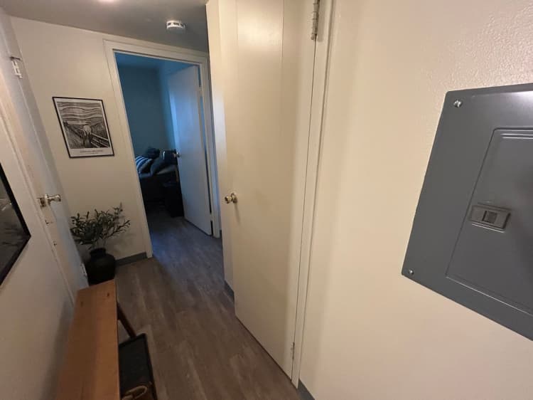 Milwaukee County apartments for rent - image - large (83).jpeg