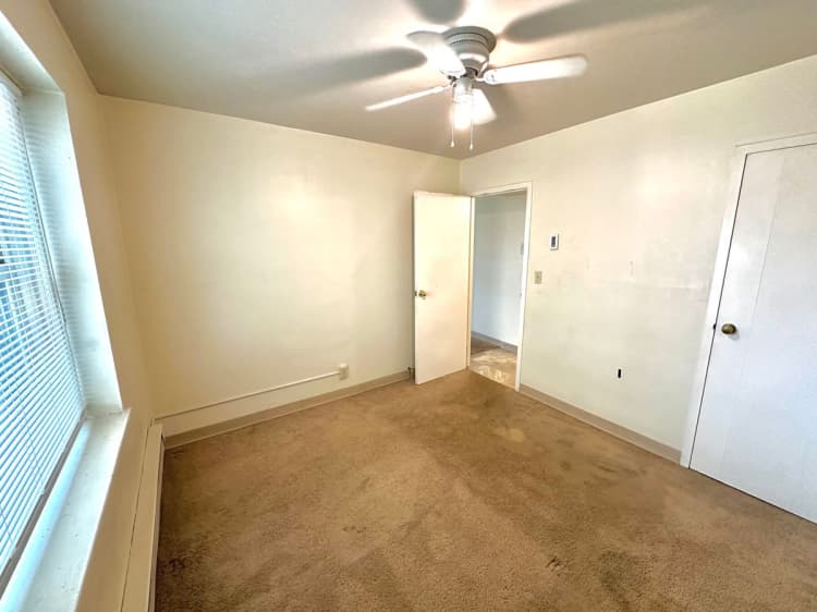 Milwaukee County apartments for rent - image - large (76).jpeg