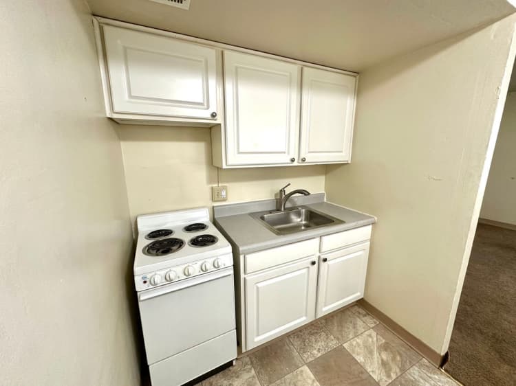 Milwaukee County apartments for rent - image - large (73).jpeg
