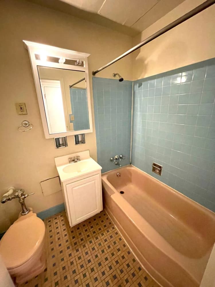 Milwaukee County apartments for rent - image - large (68).jpeg