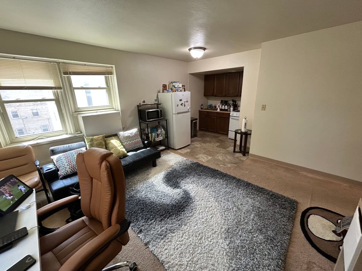 Milwaukee County apartments for rent - image - large (56).jpeg