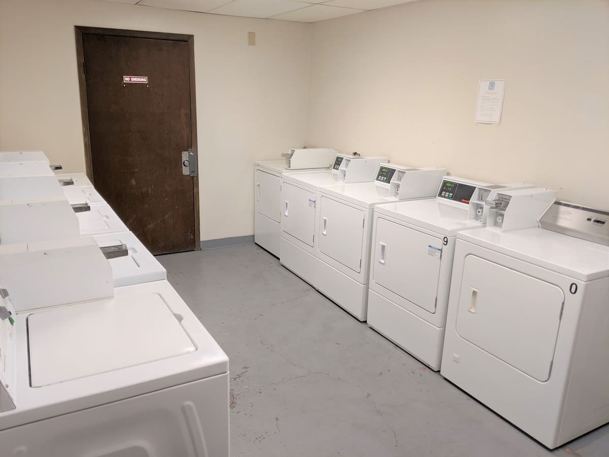 Milwaukee County apartments for rent - image - large.jpg