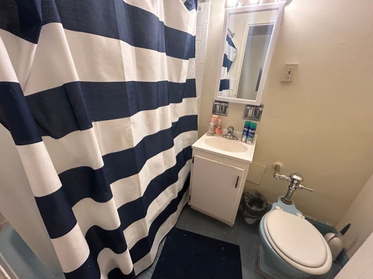 Milwaukee County apartments for rent - image - large (36).jpeg