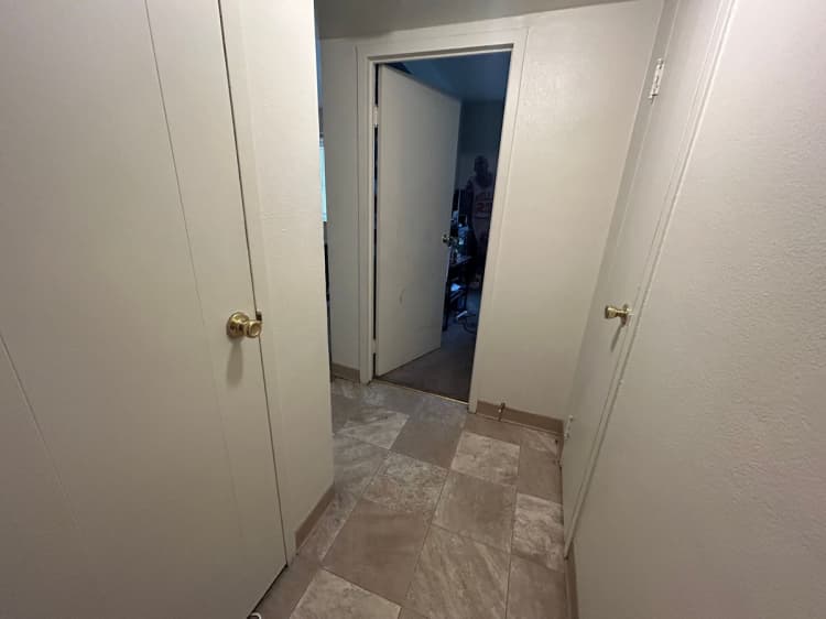 Milwaukee County apartments for rent - image - large (30).jpeg