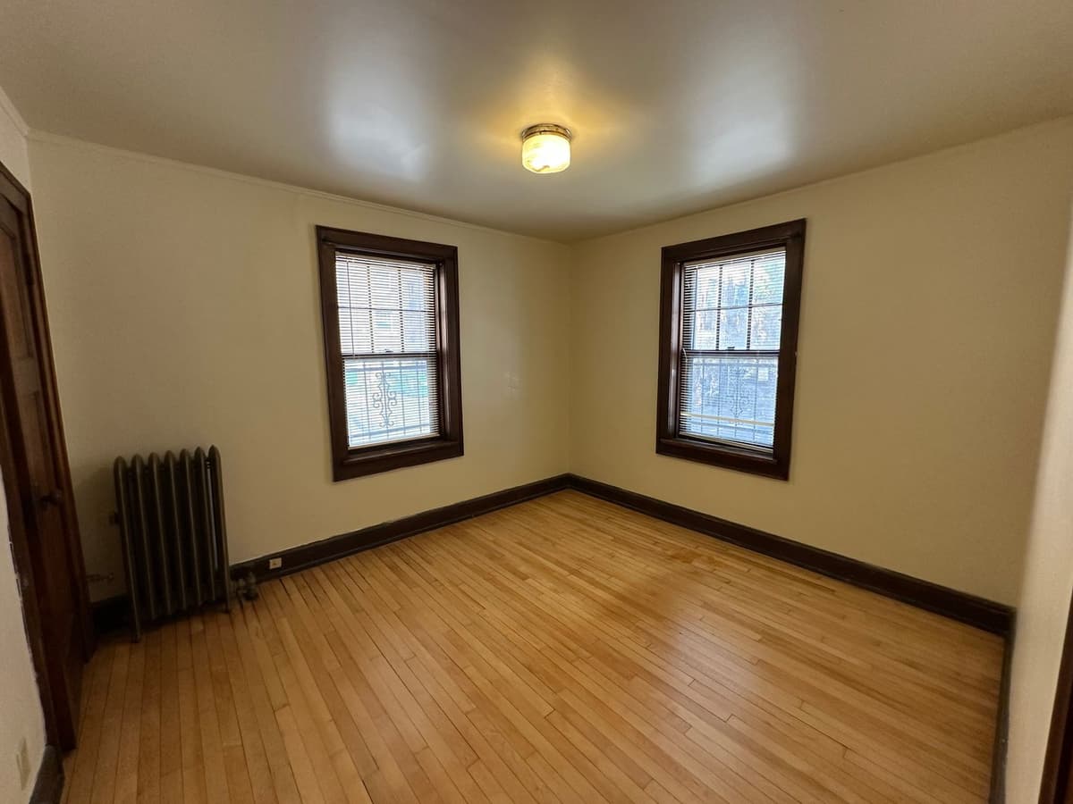 Milwaukee County apartments for rent - Property image - 2632 N Oakland Ave - 3