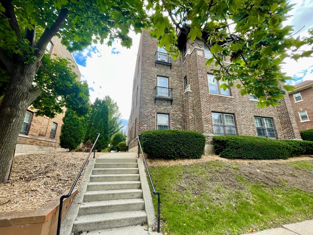 Milwaukee County apartments for rent - image - property-image-1793201731707.jpeg