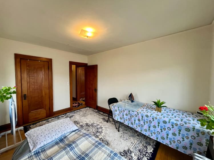Milwaukee County apartments for rent - image - large (16).jpeg