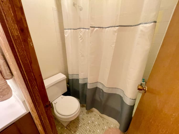 Milwaukee County apartments for rent - image - large (6).jpeg