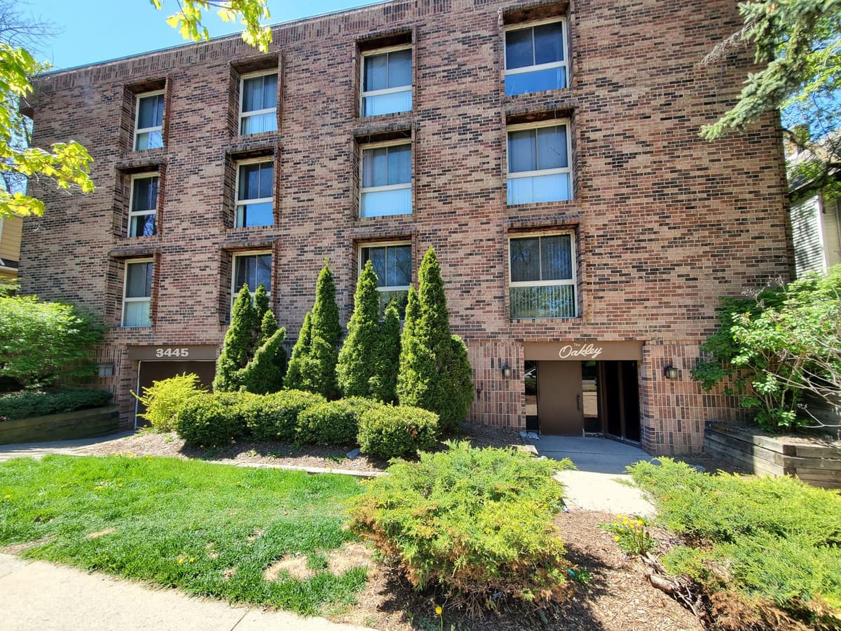 Milwaukee County apartments for rent - Property image - 3445 N Oakland Ave - 1