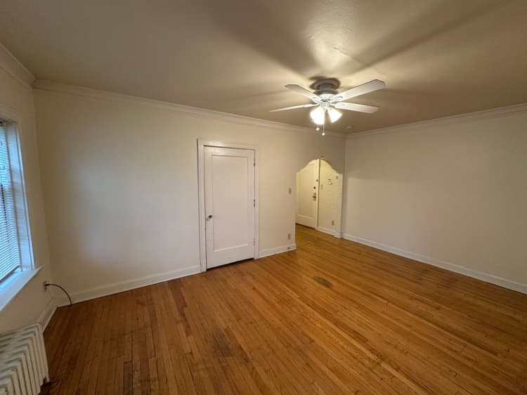 Milwaukee County apartments for rent - image - large (15).jpeg