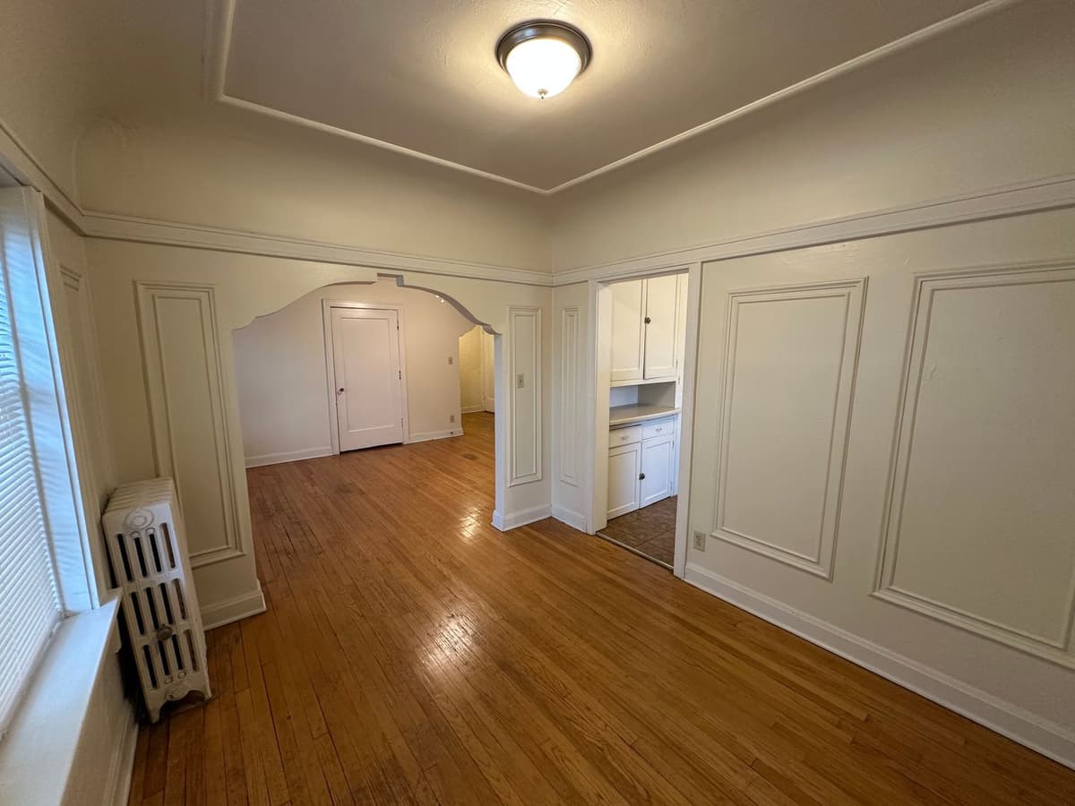 Milwaukee County apartments for rent - image - large (13).jpeg