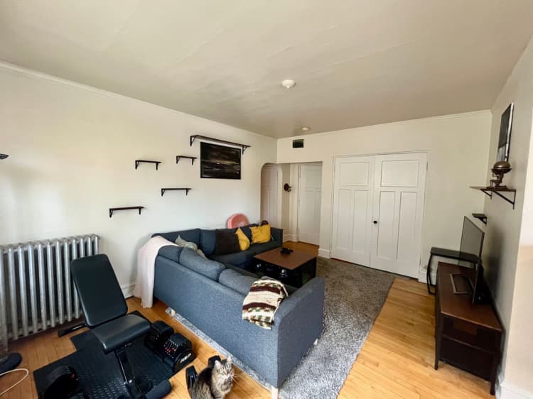 Milwaukee County apartments for rent - image - large (11).jpeg