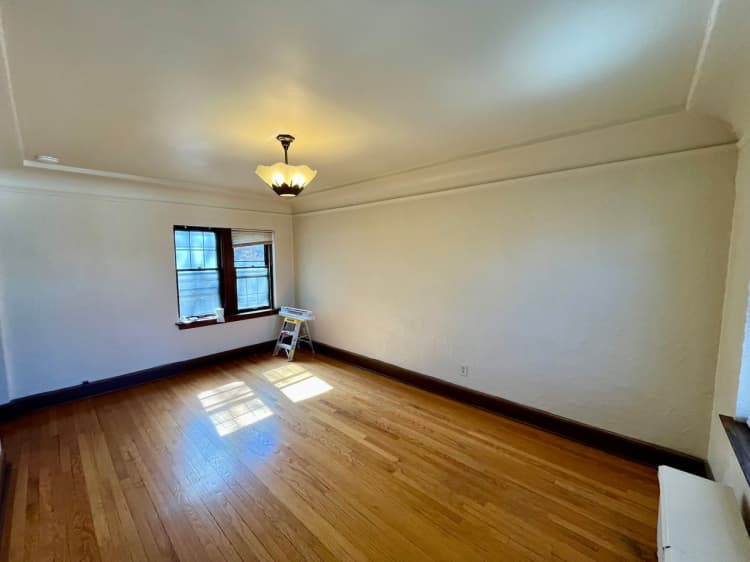 Milwaukee County apartments for rent - image - large (2).jpeg