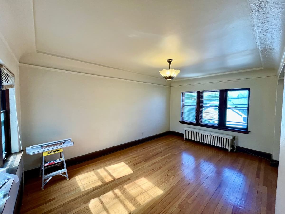 Milwaukee County apartments for rent - image - large (1).jpeg