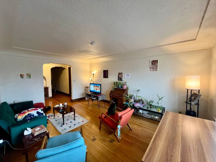 Milwaukee County apartments for rent - image - large (1).jpeg