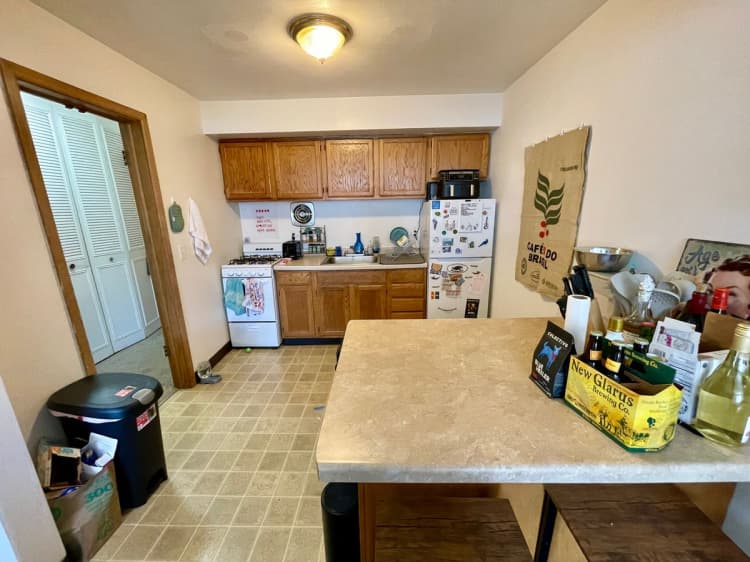 Milwaukee County apartments for rent - image - large (24).jpeg