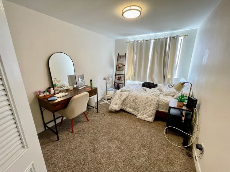 Milwaukee County apartments for rent - image - large (12).jpeg