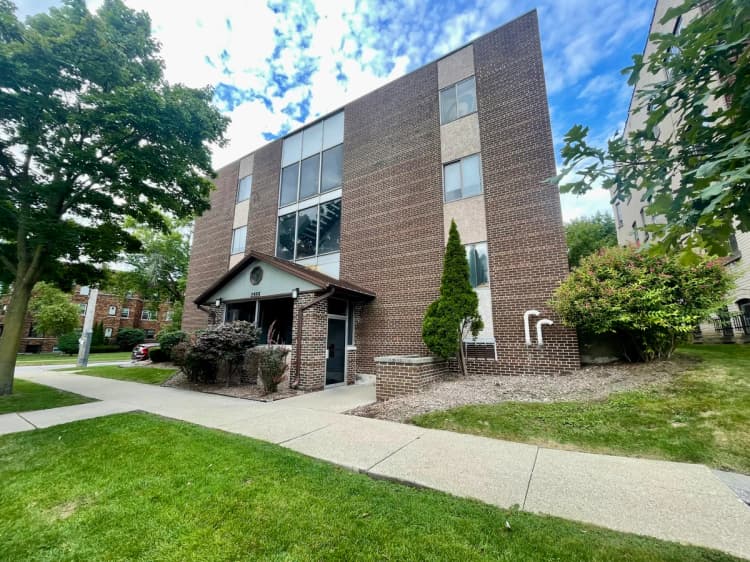 Milwaukee County apartments for rent - image - property-image-1793210938956.jpeg