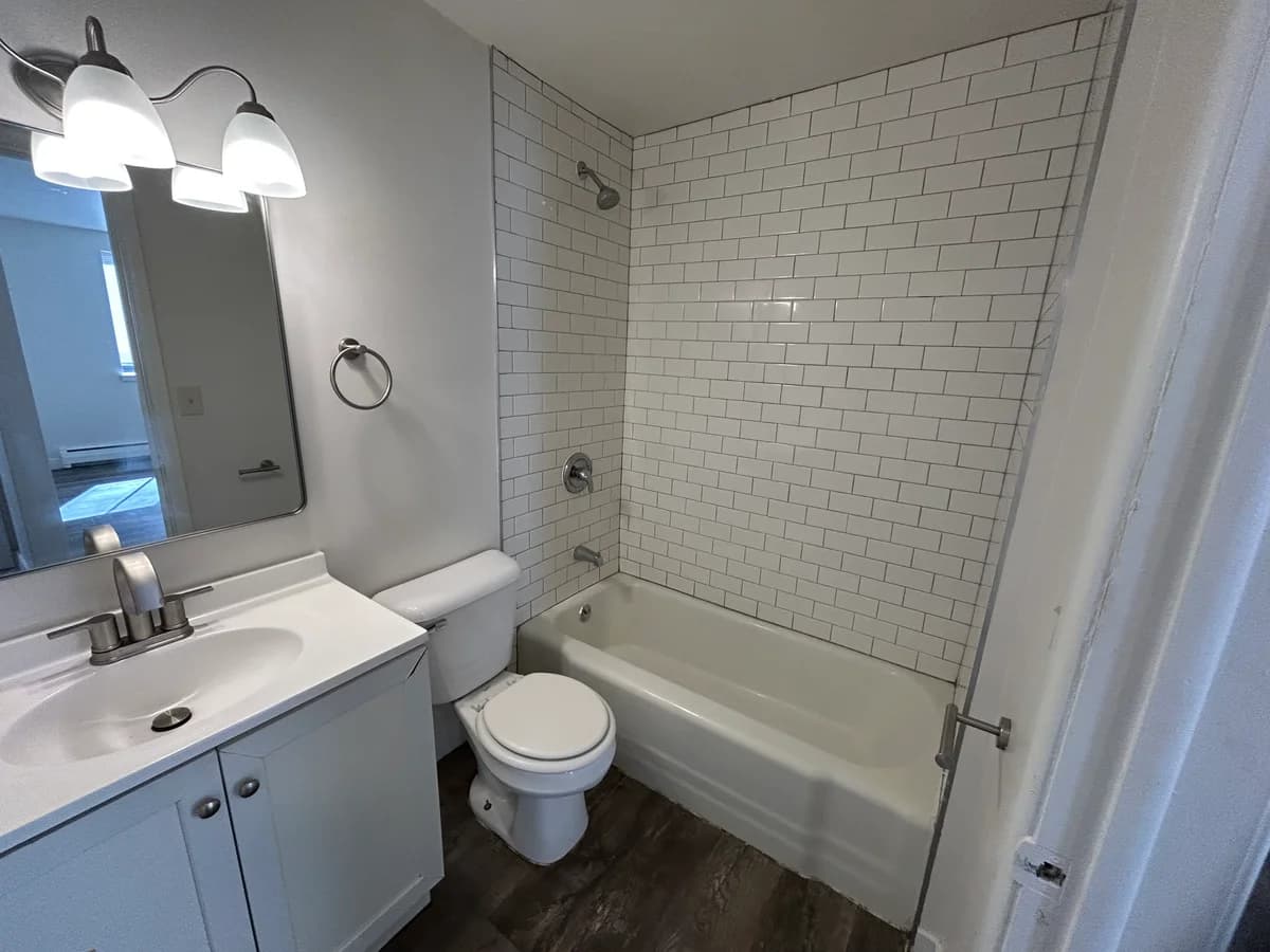 Milwaukee County apartments for rent - image - property-image-1793210943357.jpeg