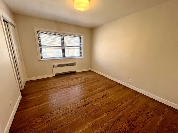 Milwaukee County apartments for rent - image - large (9).jpeg