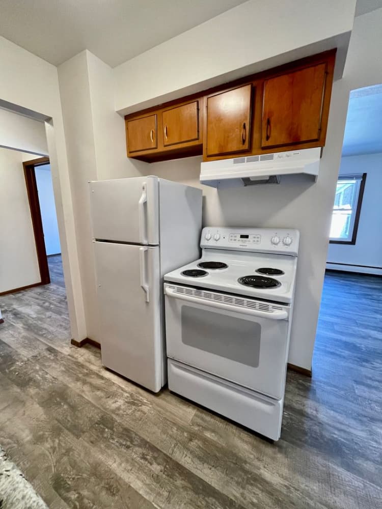 Milwaukee County apartments for rent - image - large (8).jpeg