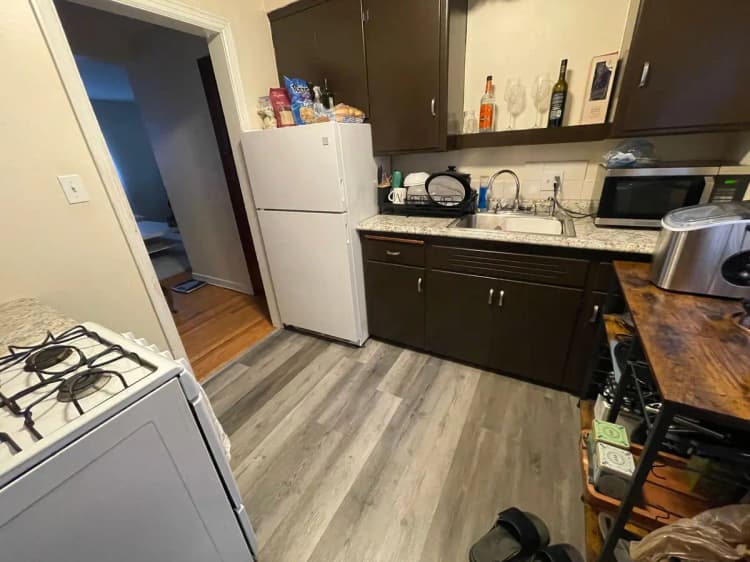 Milwaukee County apartments for rent - image - large (1).jpeg