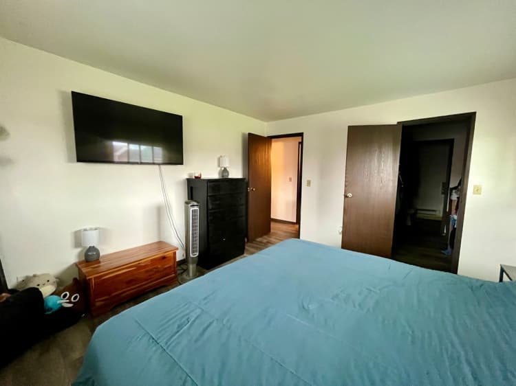 Milwaukee County apartments for rent - image - large (61).jpeg