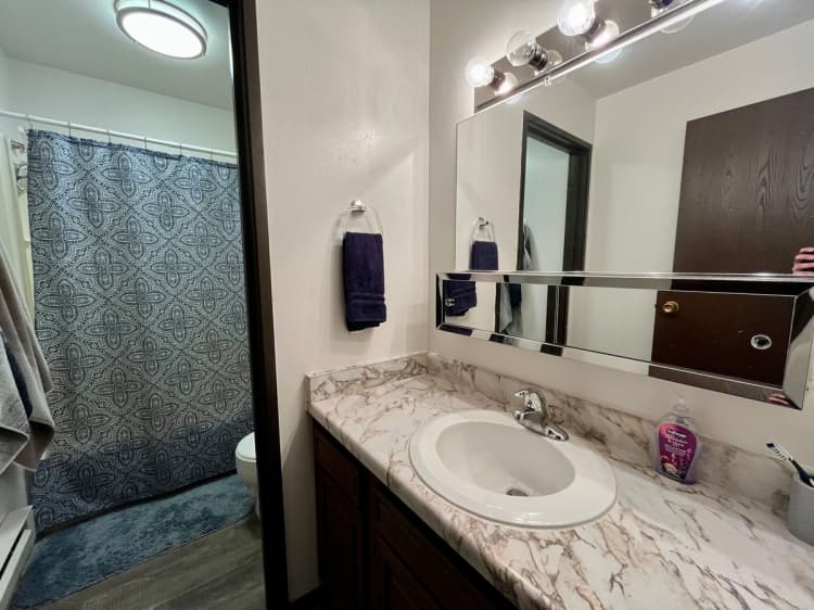 Milwaukee County apartments for rent - image - large (57).jpeg