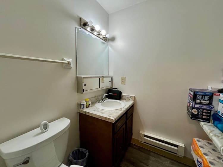 Milwaukee County apartments for rent - image - large (59).jpeg