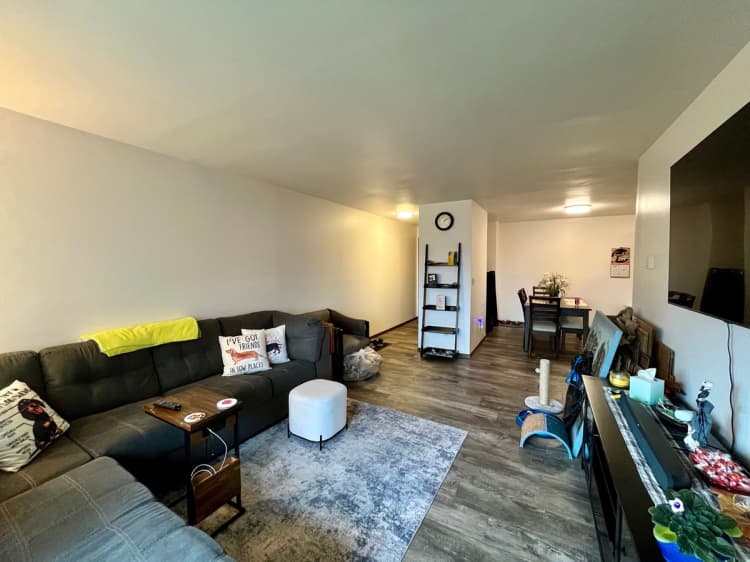 Milwaukee County apartments for rent - image - large (46).jpeg