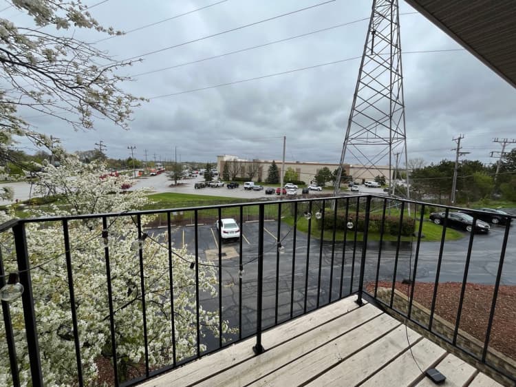 Milwaukee County apartments for rent - image - large (44).jpeg