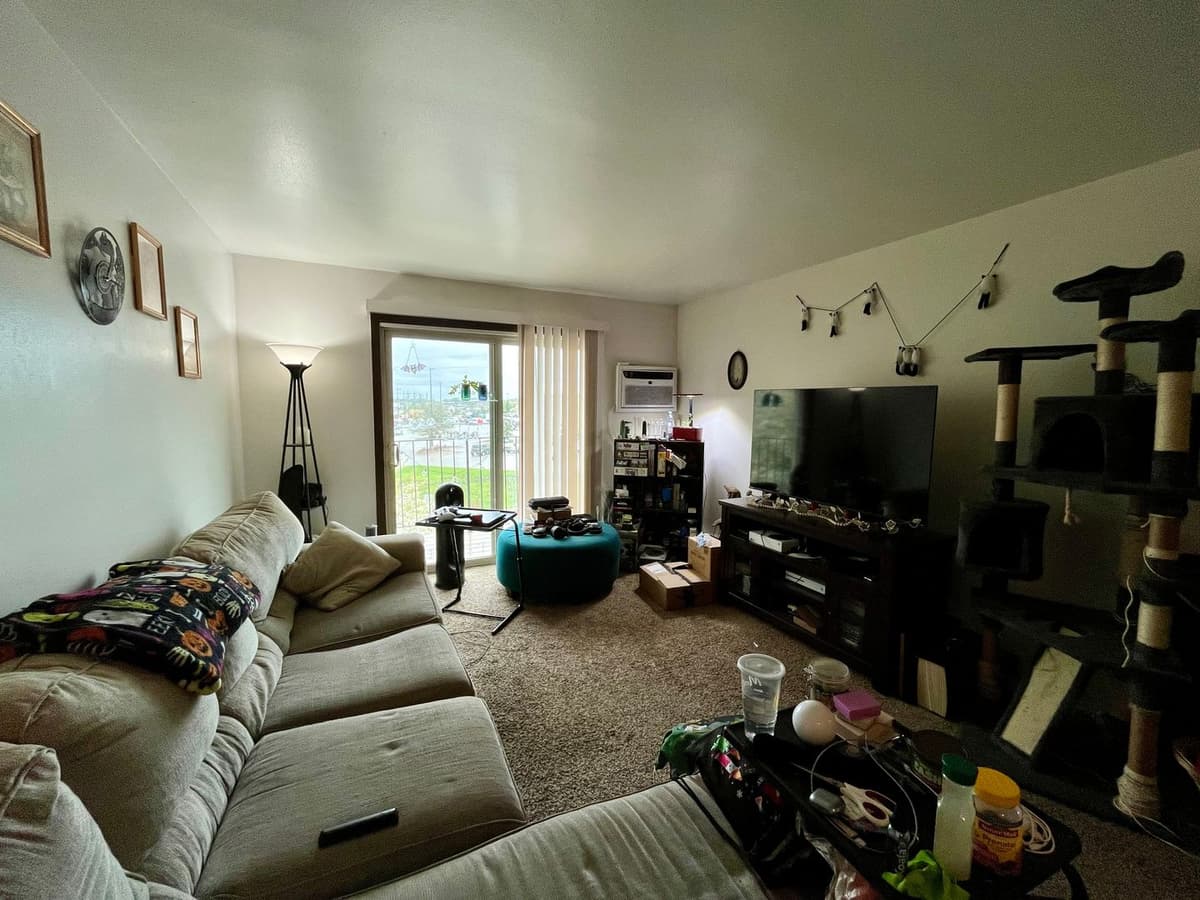 Milwaukee County apartments for rent - image - large (29).jpeg