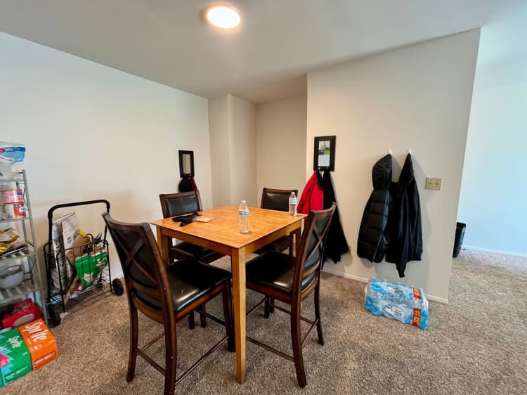 Milwaukee County apartments for rent - image - large (17).jpeg