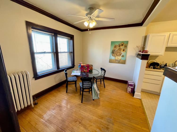 Milwaukee County apartments for rent - image - large (1).jpeg