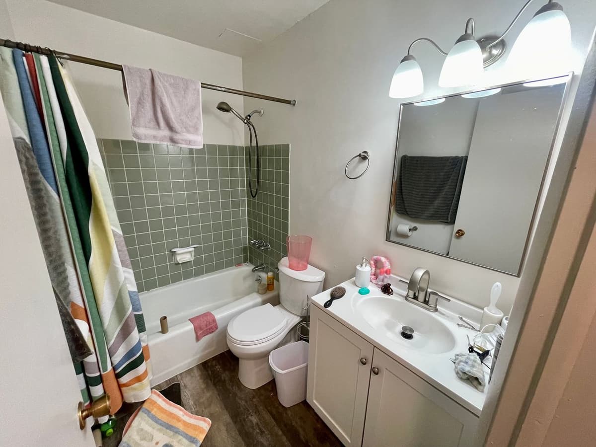 Milwaukee County apartments for rent - image - large (19).jpeg