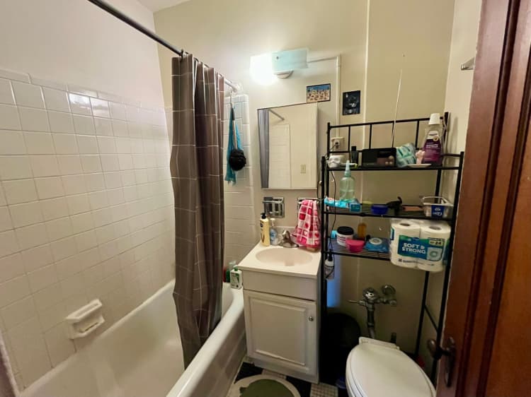 Milwaukee County apartments for rent - image - large (6).jpeg